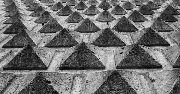 Napoli: un fantasma in ogni vicolo